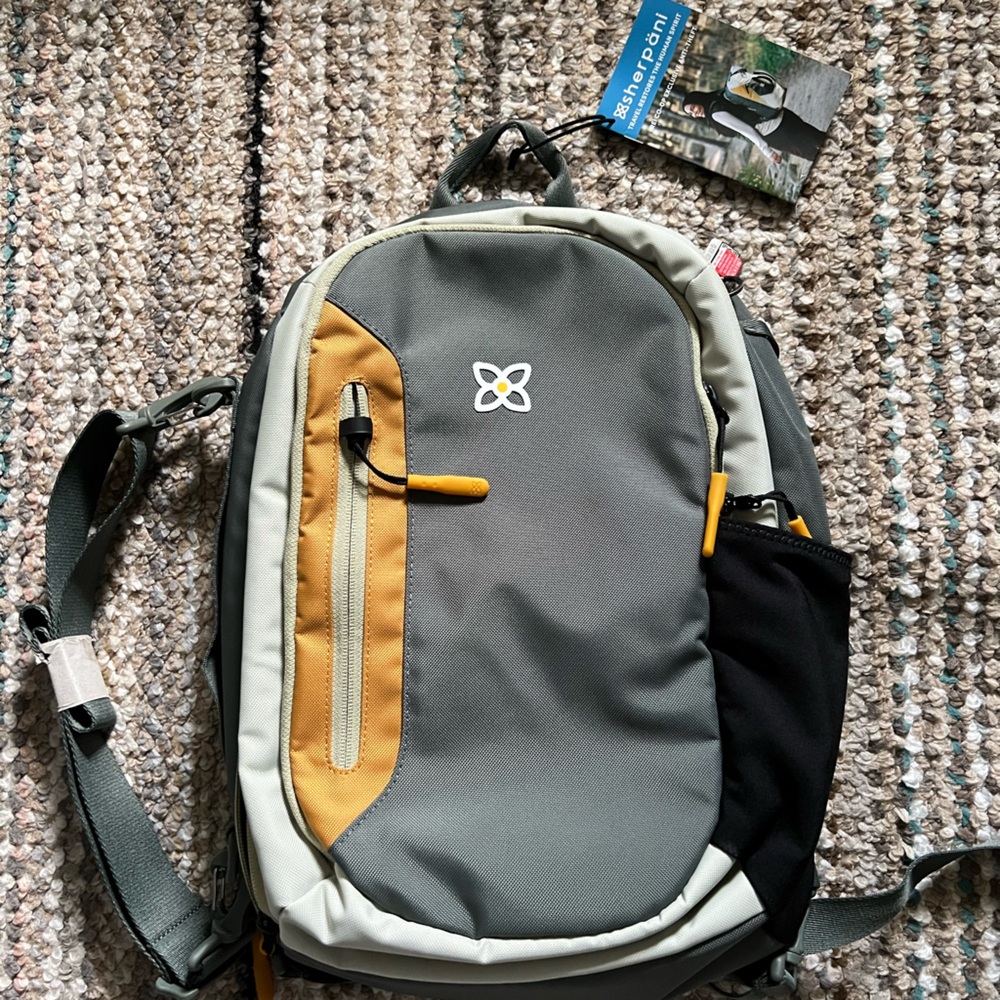 nwt sherpani mia backpack in cactus